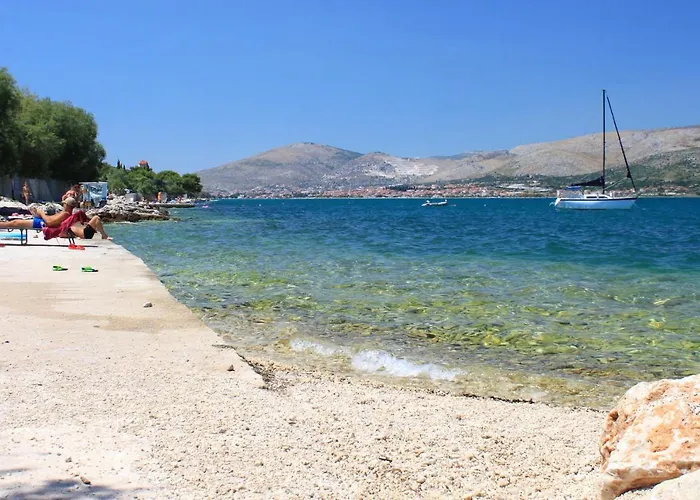 Apartment By The Sea Arbanija, Ciovo - 4320 Trogir