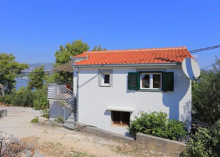 Apartment By The Sea Arbanija, Ciovo - 4320