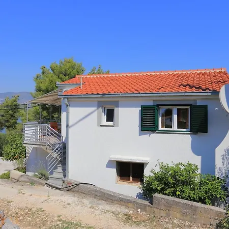 Apartment By The Sea Arbanija, Ciovo - 4320