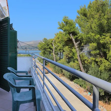 By The Sea Arbanija, Ciovo - 4320 טרוגיר