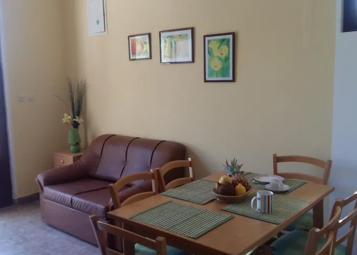 Appartement By The Sea Arbanija, Ciovo - 4320 Trogir